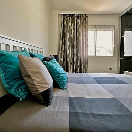 Hostiguest Coliving Leon Y Castillo Las Palmas de Gran Canaria Zewnętrze zdjęcie