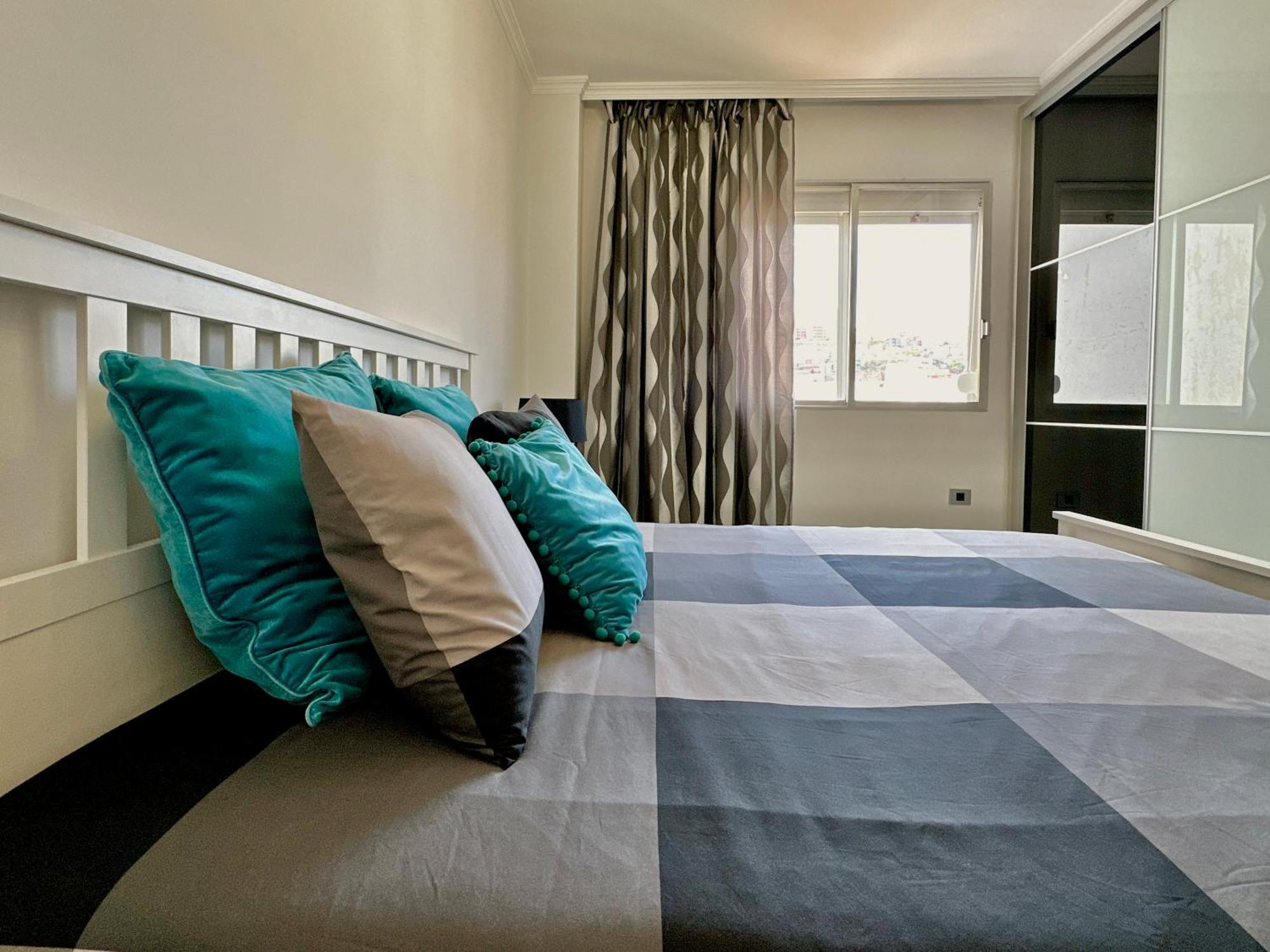 Hostiguest Coliving Leon Y Castillo Las Palmas de Gran Canaria Zewnętrze zdjęcie