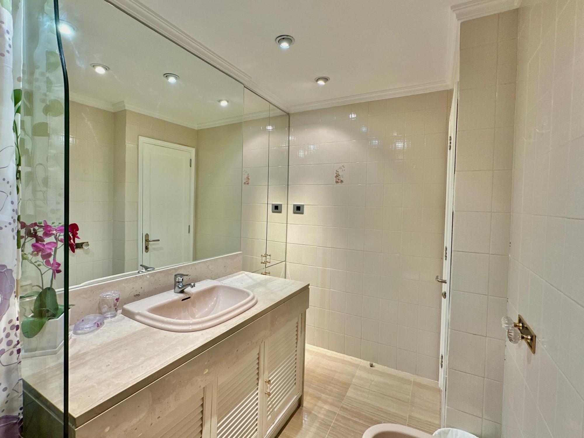 Hostiguest Coliving Leon Y Castillo Las Palmas de Gran Canaria Zewnętrze zdjęcie